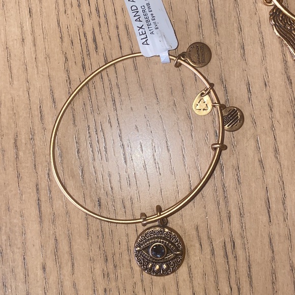 ❤️ Authentic four Alex and Ani bracelets - Picture 4 of 5